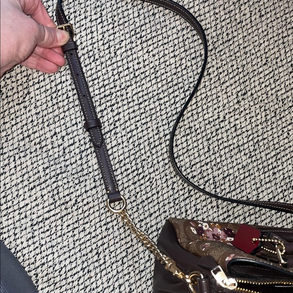 Coach Brown Crossbody Bag with Floral Design measurements in photos - Picture 8 of 13